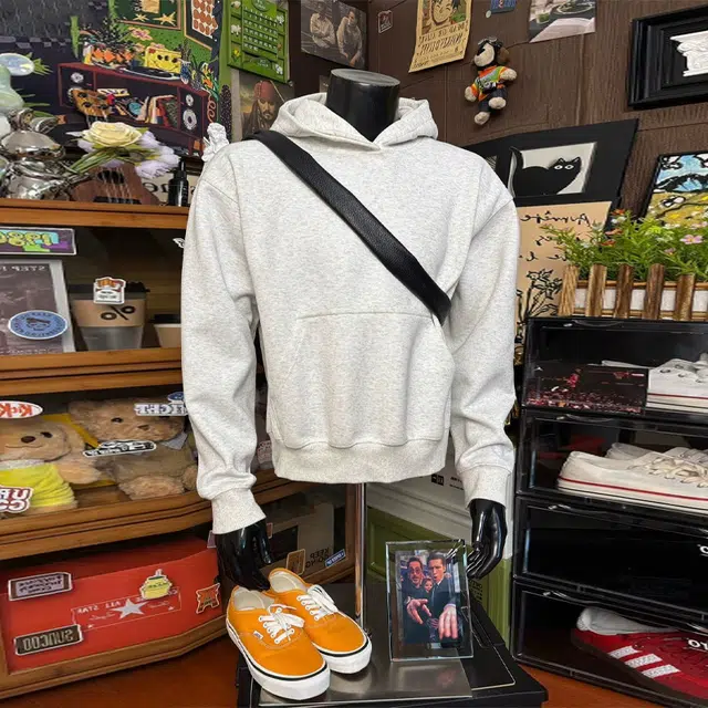 唐启 秋冬季硬挺质感叠穿上衣美式街头帽衫外套白花连帽卫衣 男女同款