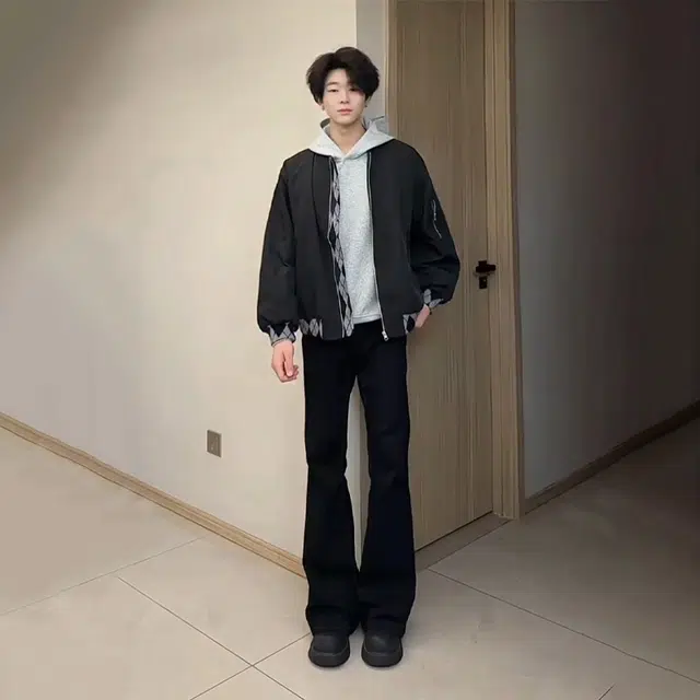 唐启 秋季美式高个子加长裤子修身窄版直筒裤弯刀微喇牛仔裤 男女同款