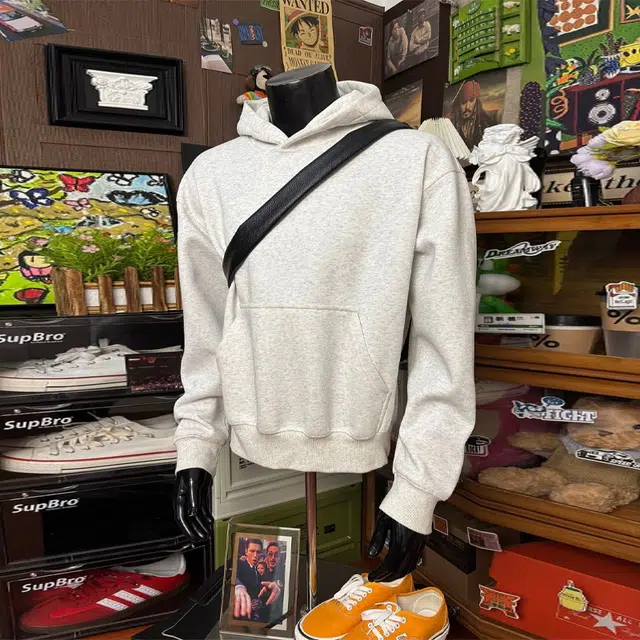 唐启 秋冬季硬挺质感叠穿上衣美式街头帽衫外套白花连帽卫衣 男女同款