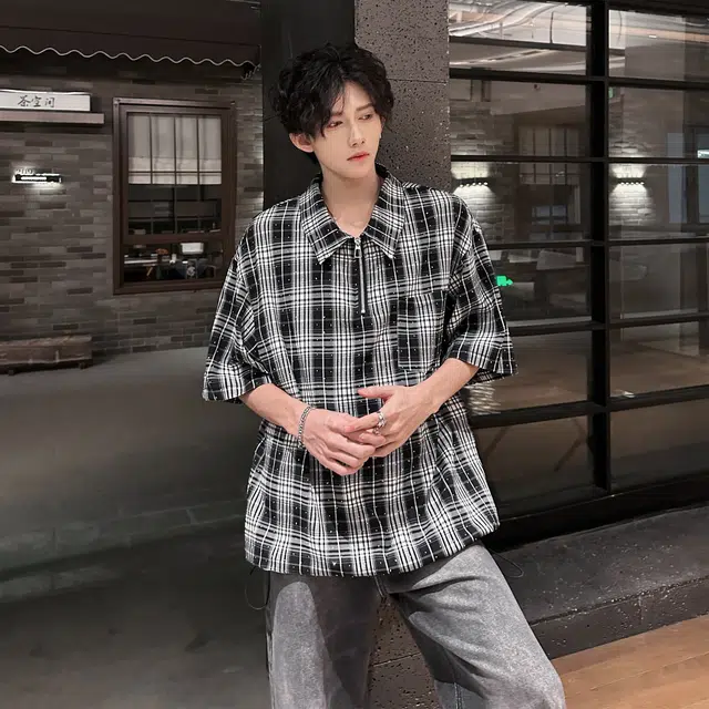 MARK WAFFLE T