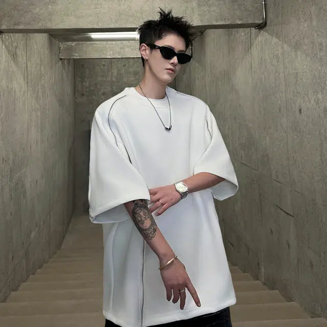 MARK WAFFLE T