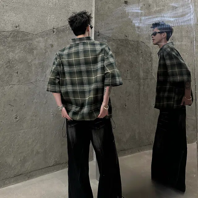 MARK WAFFLE T