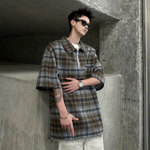 MARK WAFFLE T