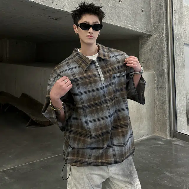 MARK WAFFLE T