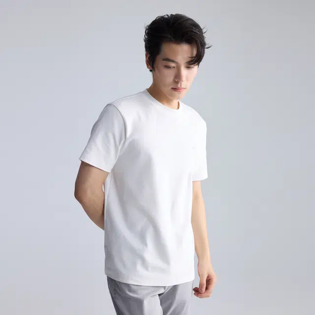 LESS IS MORE T