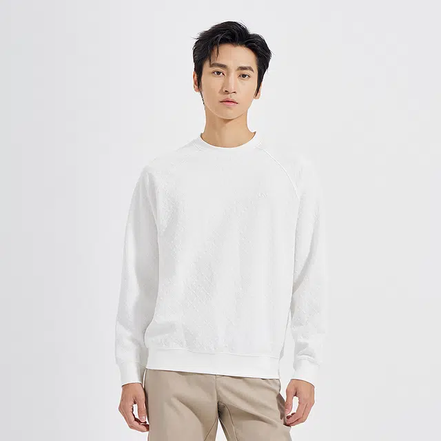 LESS IS MORE T