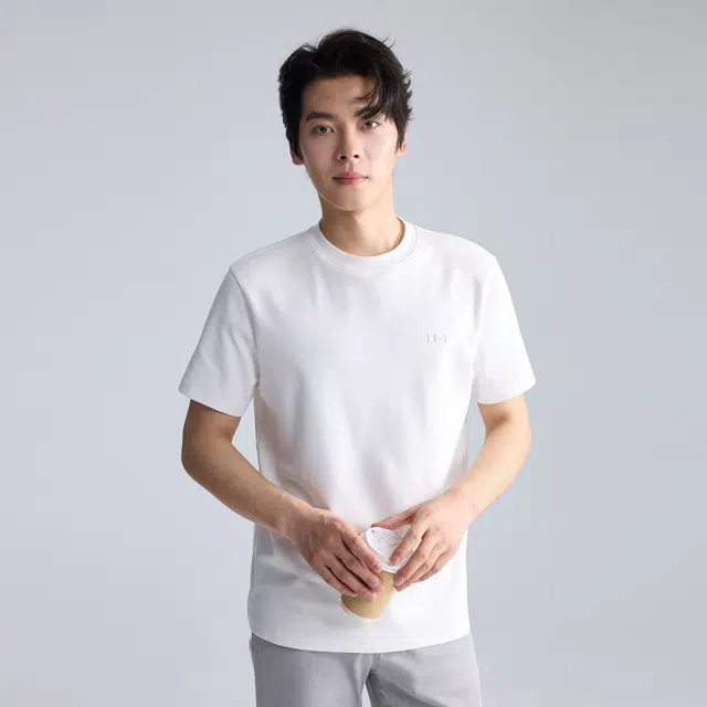 LESS IS MORE T