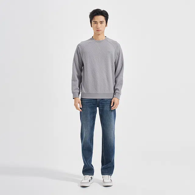 LESS IS MORE T