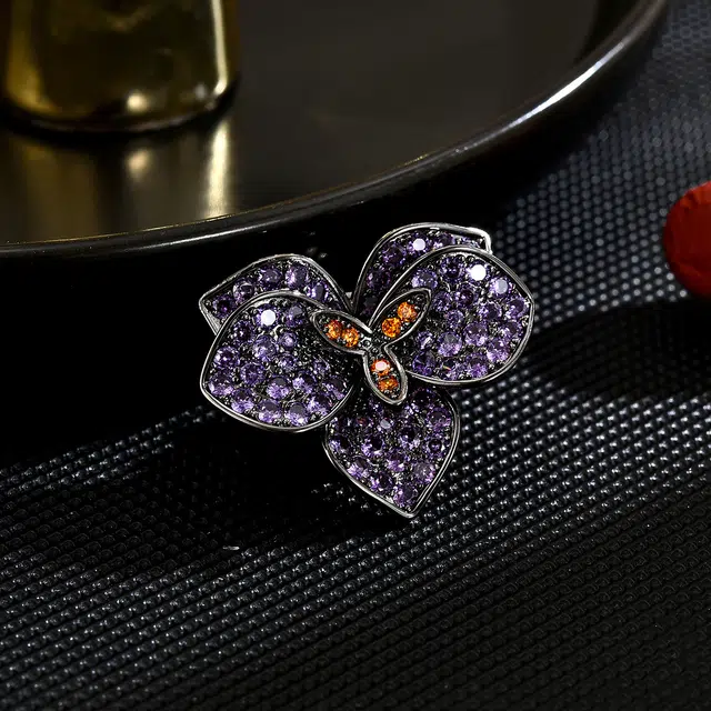 NGNATURAL GEMS