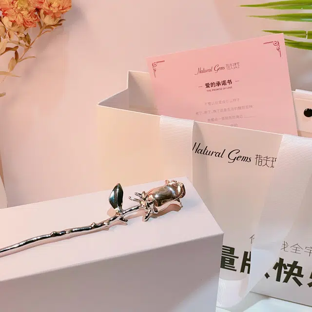 NGNATURAL GEMS ins