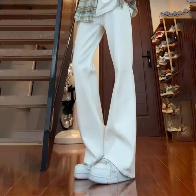 SOCKKEY Vintage Hip-Hop Wide Leg Jeans