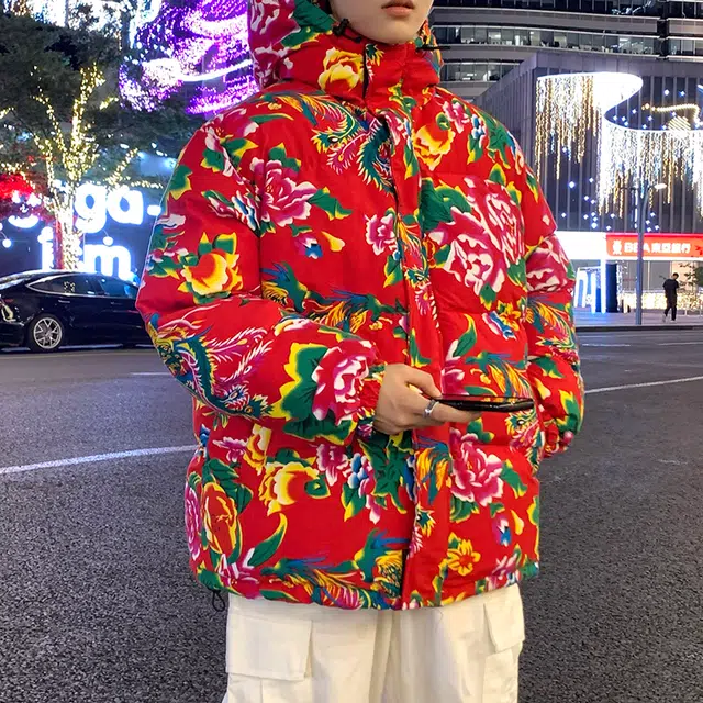 费尔岛上的猫 新中式国风东北大花满印多彩花棉袄简约基础款下摆抽绳松紧设计休闲日常防风保暖加厚舒适百搭宽松落肩连帽面包棉服 男女同款