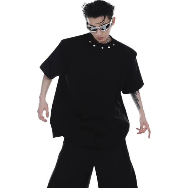 AWAO T