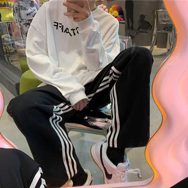 PAINT STAIN vibe