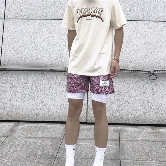 PAINT STAIN