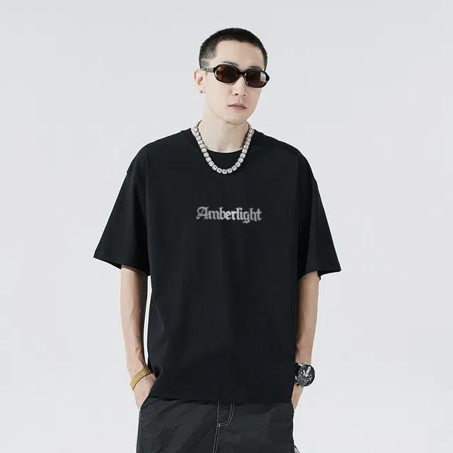AMBER LIGHT T