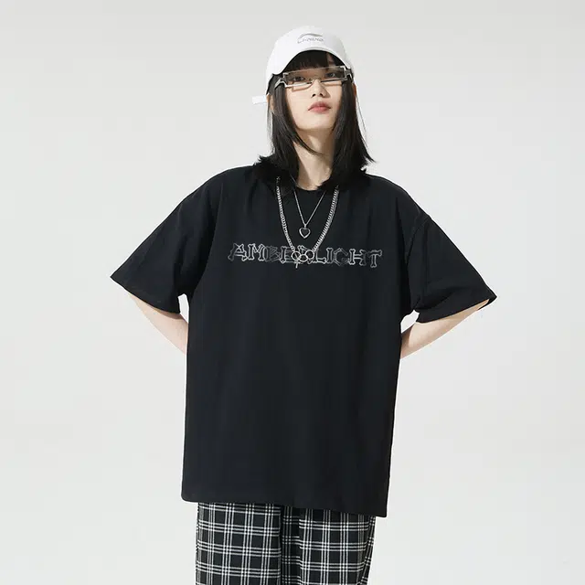 AMBER LIGHT T