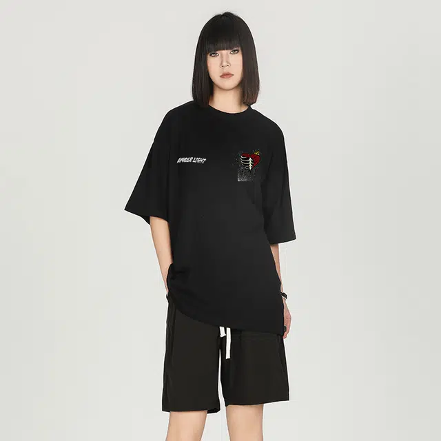 AMBER LIGHT T