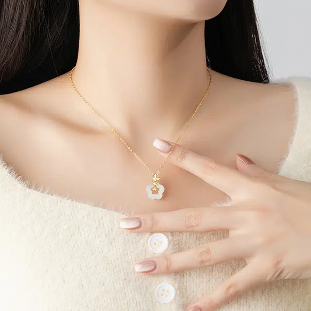 DAISY BEAUTY