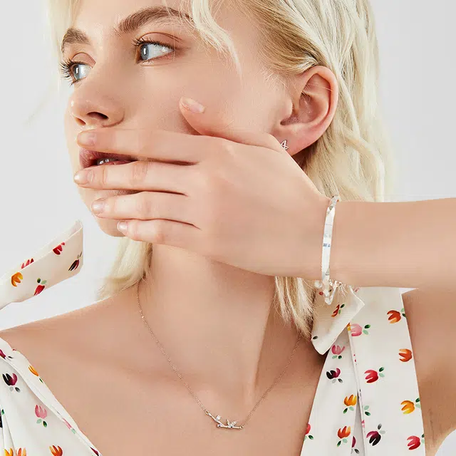 DAISY BEAUTY S925