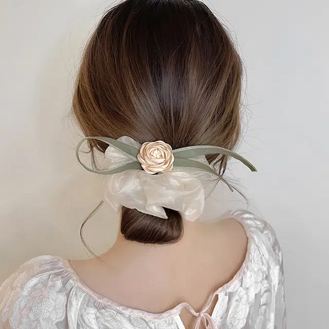 DAISY BEAUTY