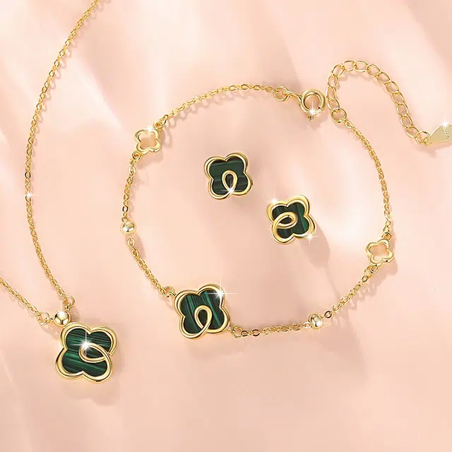 DAISY BEAUTY 925