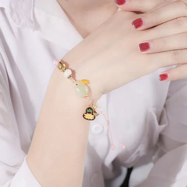 DAISY BEAUTY