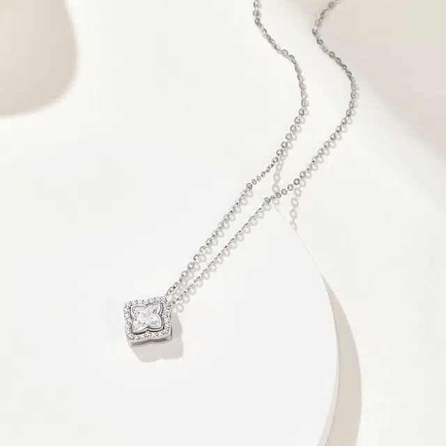 DAISY BEAUTY S925