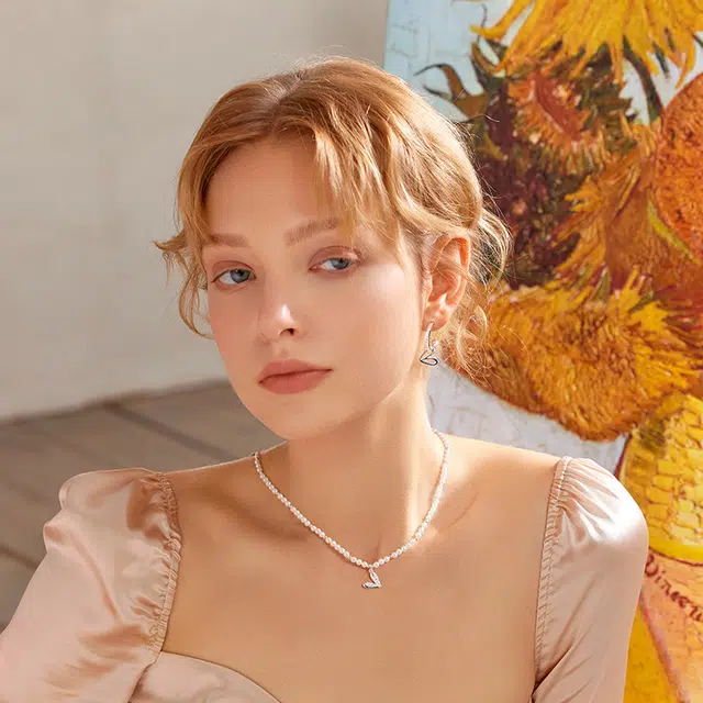 DAISY BEAUTY