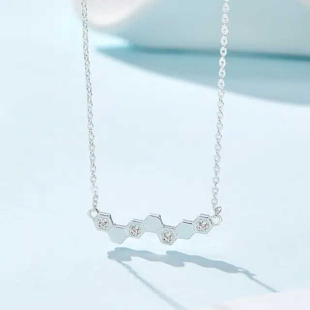 DAISY BEAUTY S925