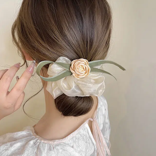 DAISY BEAUTY