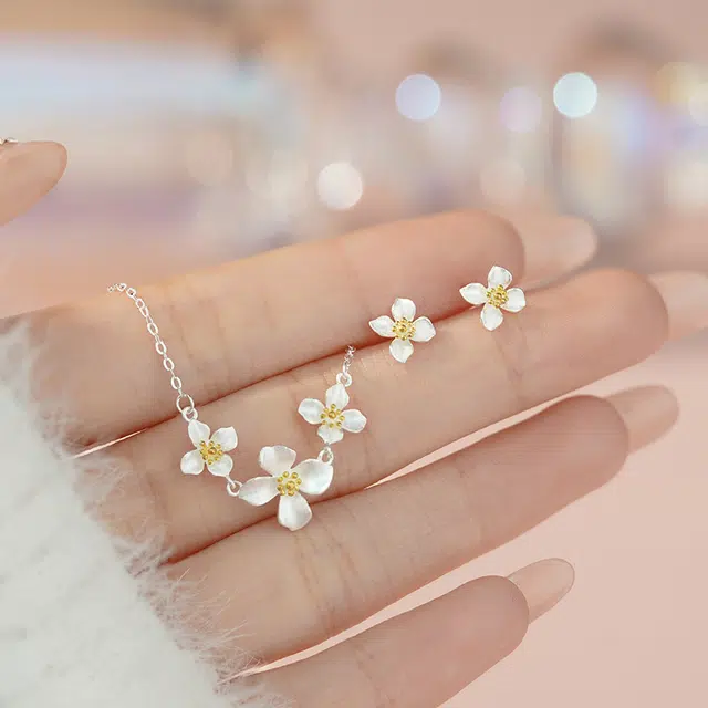 DAISY BEAUTY S999