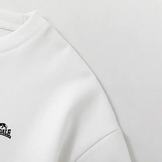 LONSDALE logoT