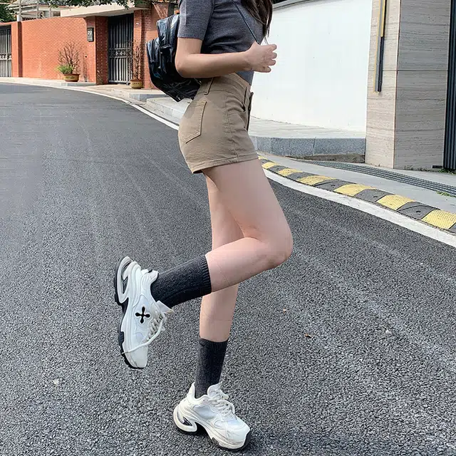 玄唐 韩版高腰辣妹弹力紧身包臀热裤牛仔短裤 女款