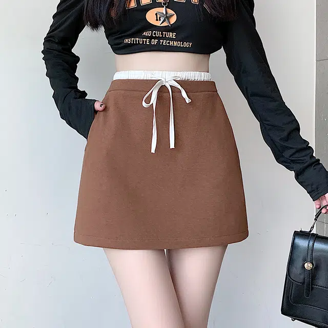 玄唐 纯色适中修身高腰休闲短裙 女款