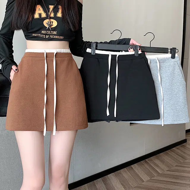 玄唐 纯色适中修身高腰休闲短裙 女款