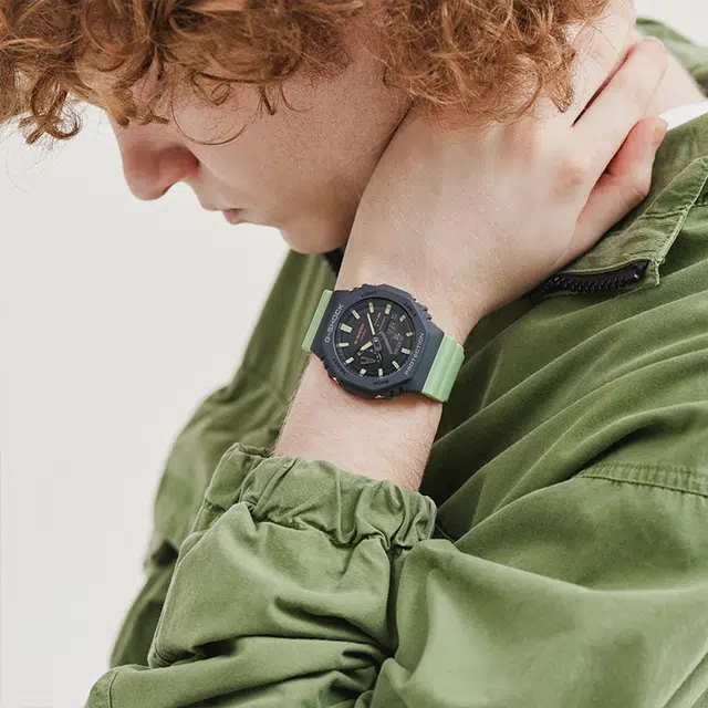 CASIO G-SHOCK LOV-22B-8APR