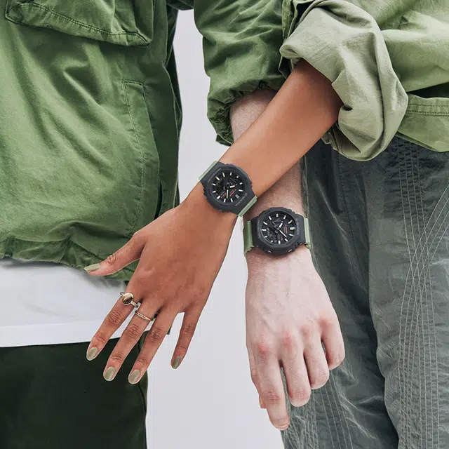 CASIO G-SHOCK LOV-22B-8APR