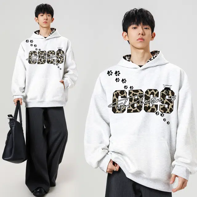 草本初色 轻奢复古豹纹拼接猫爪字母印花设计小众高级落肩百搭日常通勤休闲宽松舒适亲肤创意个性痞帅情侣学院风套头连帽卫衣 男女同款