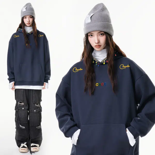 草本初色 创意帽檐彩色珠串流苏设计高街无性别主义复古简约潮流重磅仿刺绣字母印花连帽落肩休闲时尚宽松百搭日常套头长袖卫衣 男女同款