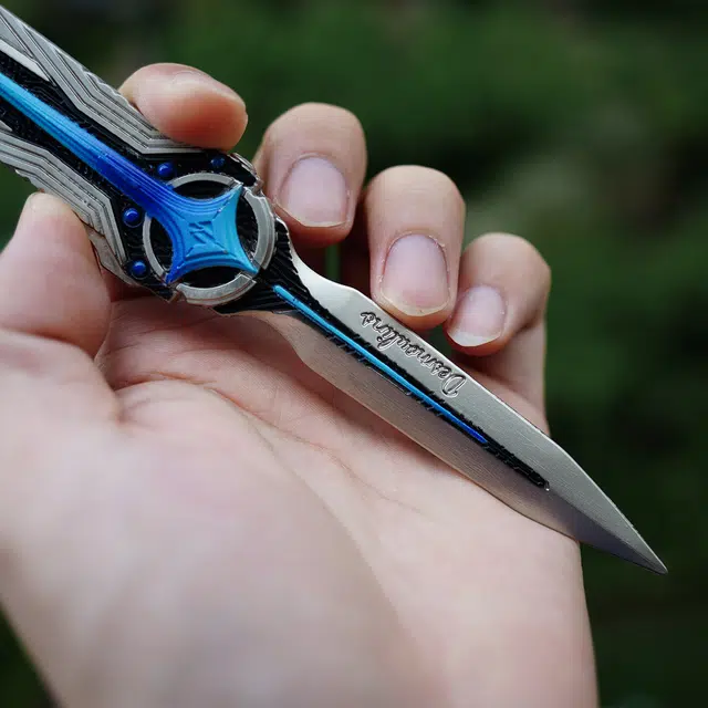 康姆森 北极星手刃弹簧合金蝴蝶刀金属工艺品武器合金伸缩男生玩具 未开刃 其他静态模型