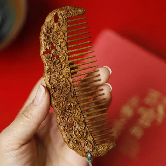 【西番莲】 芳缘小傅 招财纳福复古国风高品质高档木质长发专用养发防脱静电家用大号加厚梳子金丝 楠木 木梳 女款