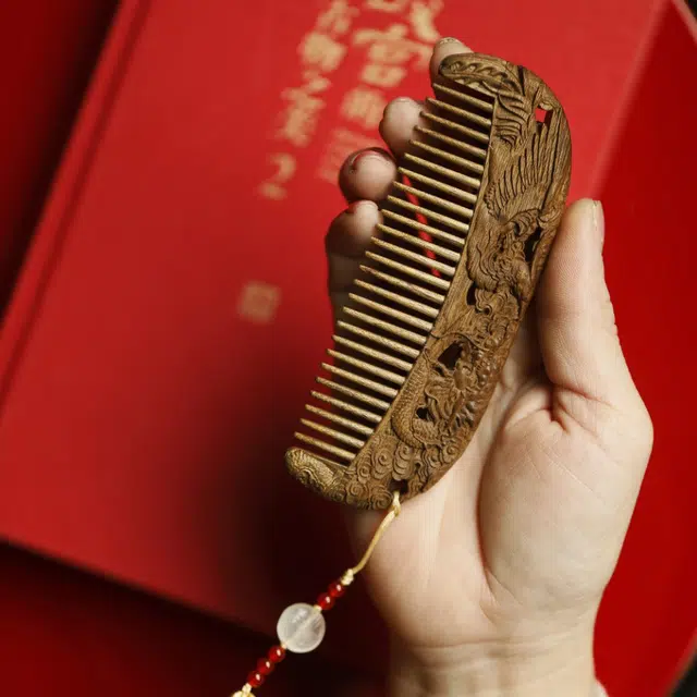 【龙凤呈祥】 芳缘小傅 招财纳福复古国风高品质高档专用防脱静电家用大号加厚#好运 楠木 木梳 男女同款情侣款
