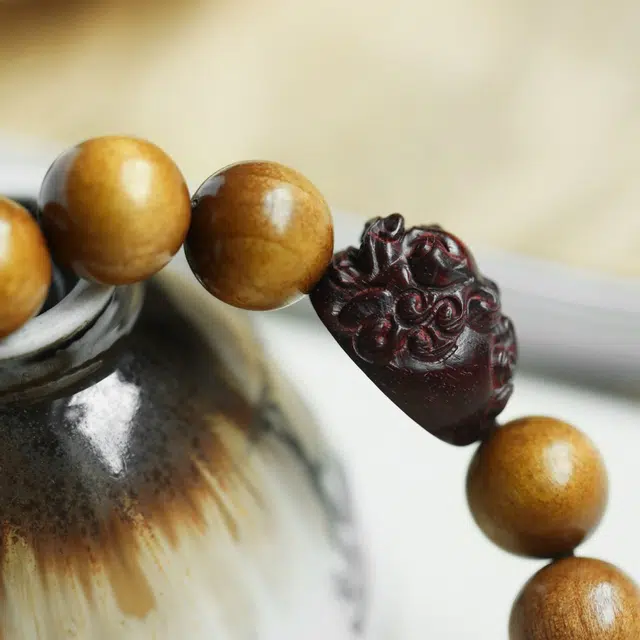 芳缘小傅 正宗文玩佛珠 简约时尚名贵高档小众 诸事顺利时来运转八方来财 #好运子牧金丝 楠木 手串 男女同款情侣款