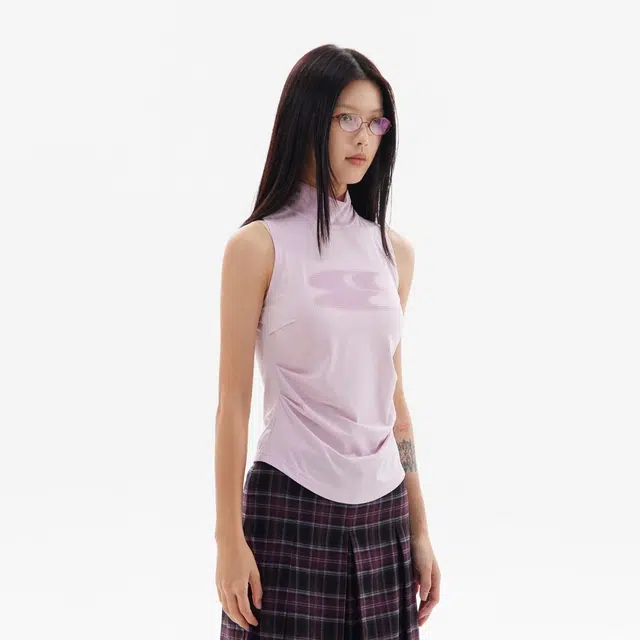 Crying Center Turtleneck Vest