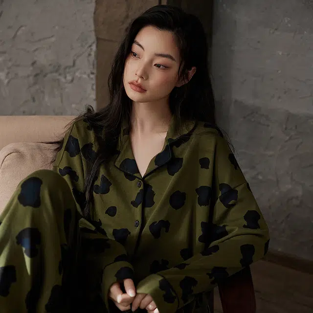 热妒 春秋季纯棉带胸垫一体高级感长袖长裤家居服套装睡衣礼盒 女款