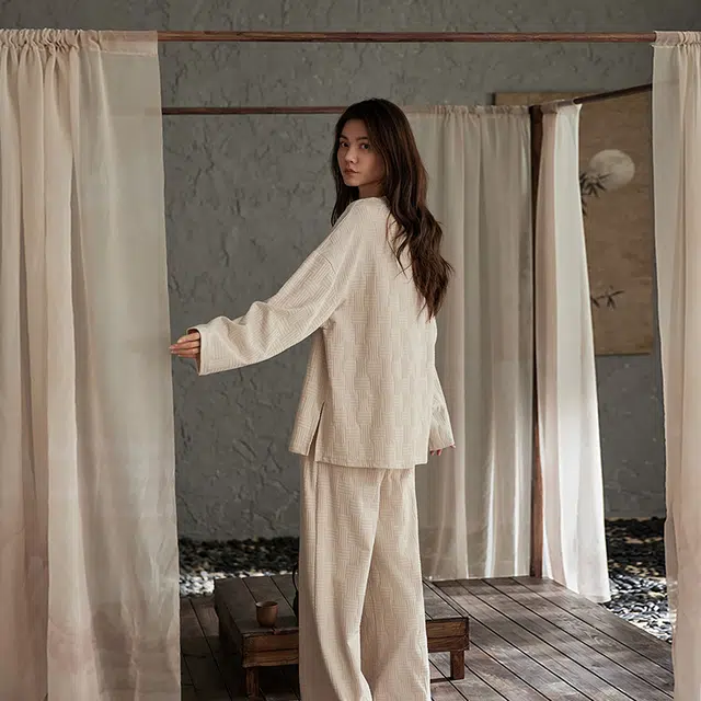 热妒 舒适春秋季纯棉长袖长裤高级感带胸垫一体家居服套装可外穿睡衣礼盒 女款