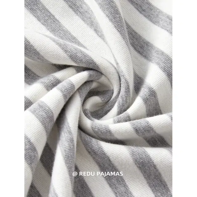 热妒 简约时尚带胸垫五分袖条纹圆领长裙可外穿家居服睡裙 女款 图色