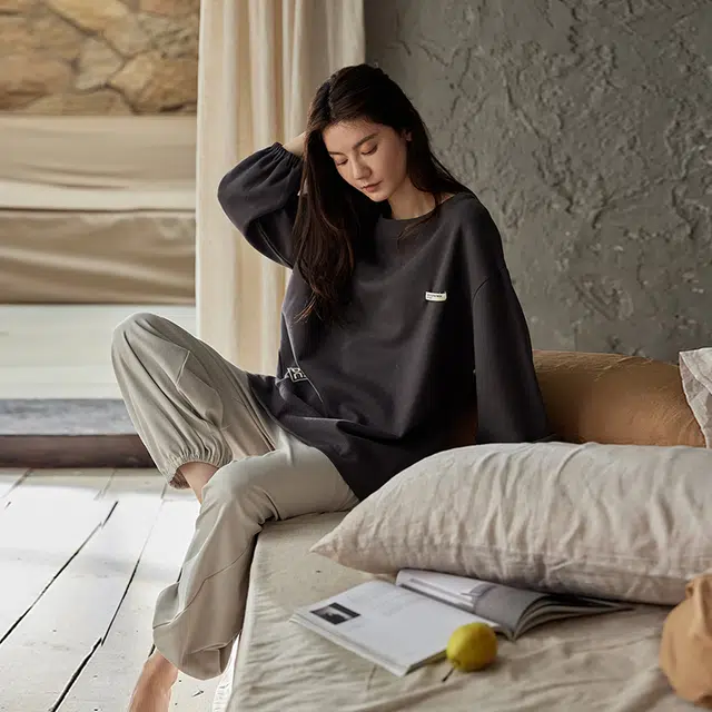 热妒 【防凸点】春秋季莫代尔长袖长裤套头带胸垫一体式家居服可外穿睡衣套装 女款