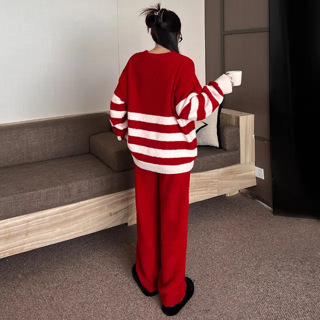 热妒 蓄热亲肤柔软舒适可外穿长袖长裤睡衣套装 女款 红色